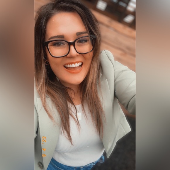 Meet your Posher, Grace @cordelias_ - Picture 11 of 16